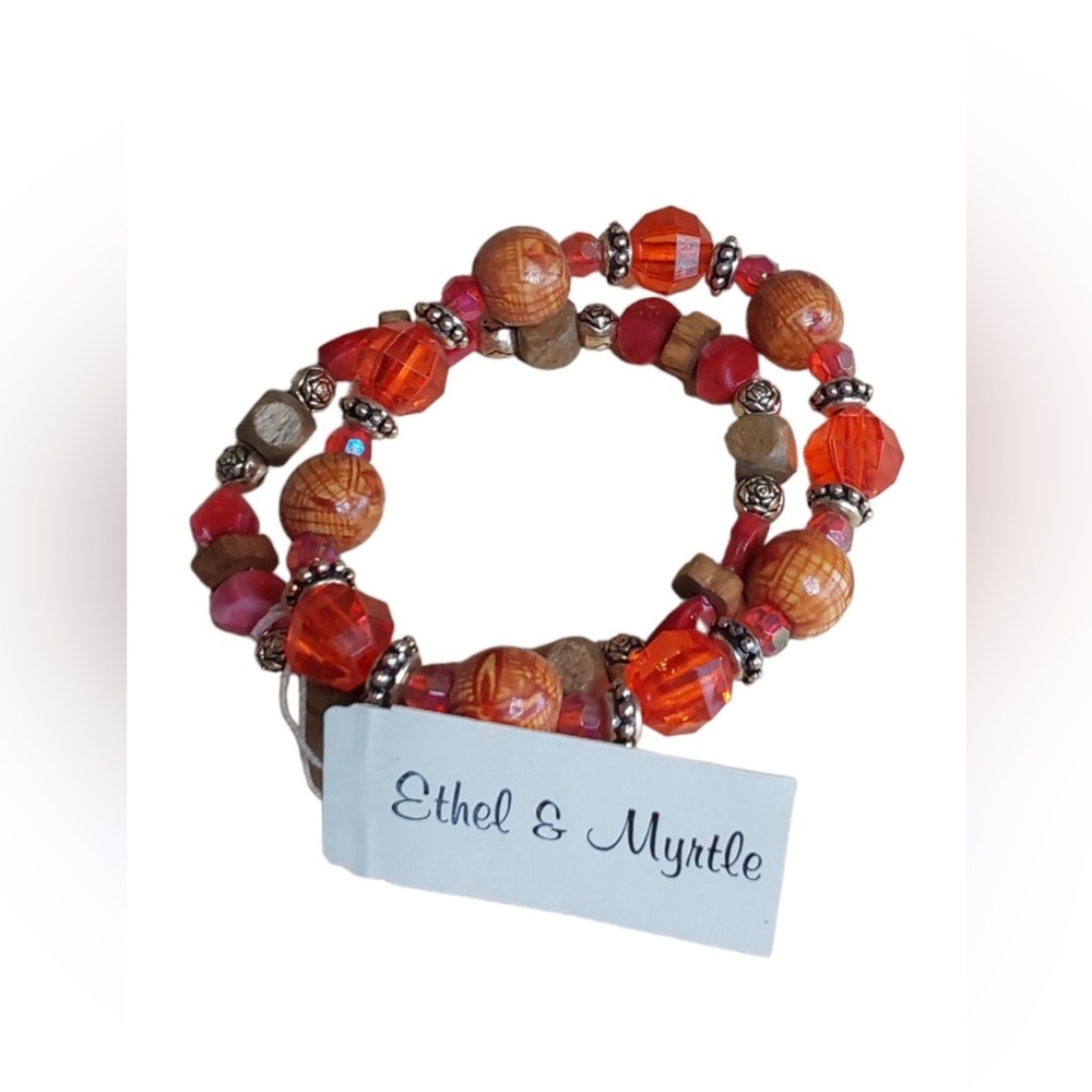 Ethel & Myrtle Stretch Red Bead /Glass/Silver beads Bracelet OSFA - Picture 5 of 7